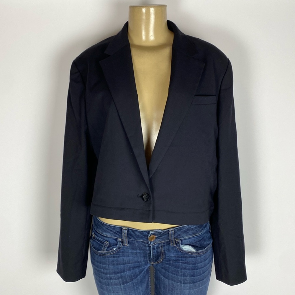 NWT WILDFANG THE EMPOWER CROPPED CONVERTIBLE BLAZER SIZE MEDIUM
